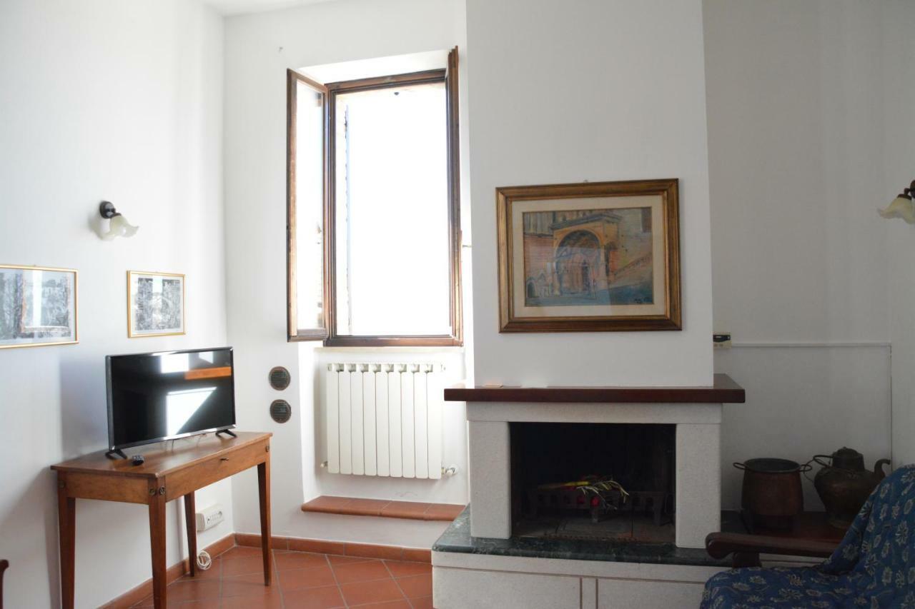 Palazzo Calocci Appartamenti In Assisi Exterior photo